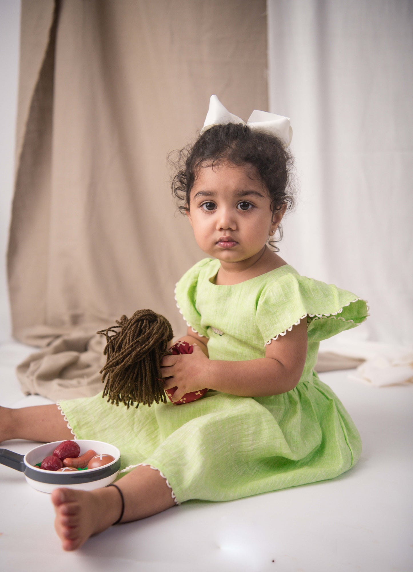 Green sheep linen junior dress