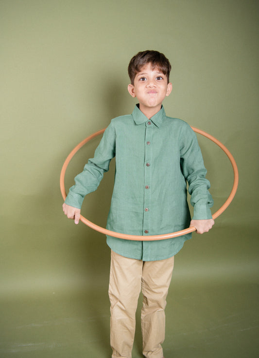 Do me a solid green Junior, Long sleeve shirt, Material: Linen, Front view