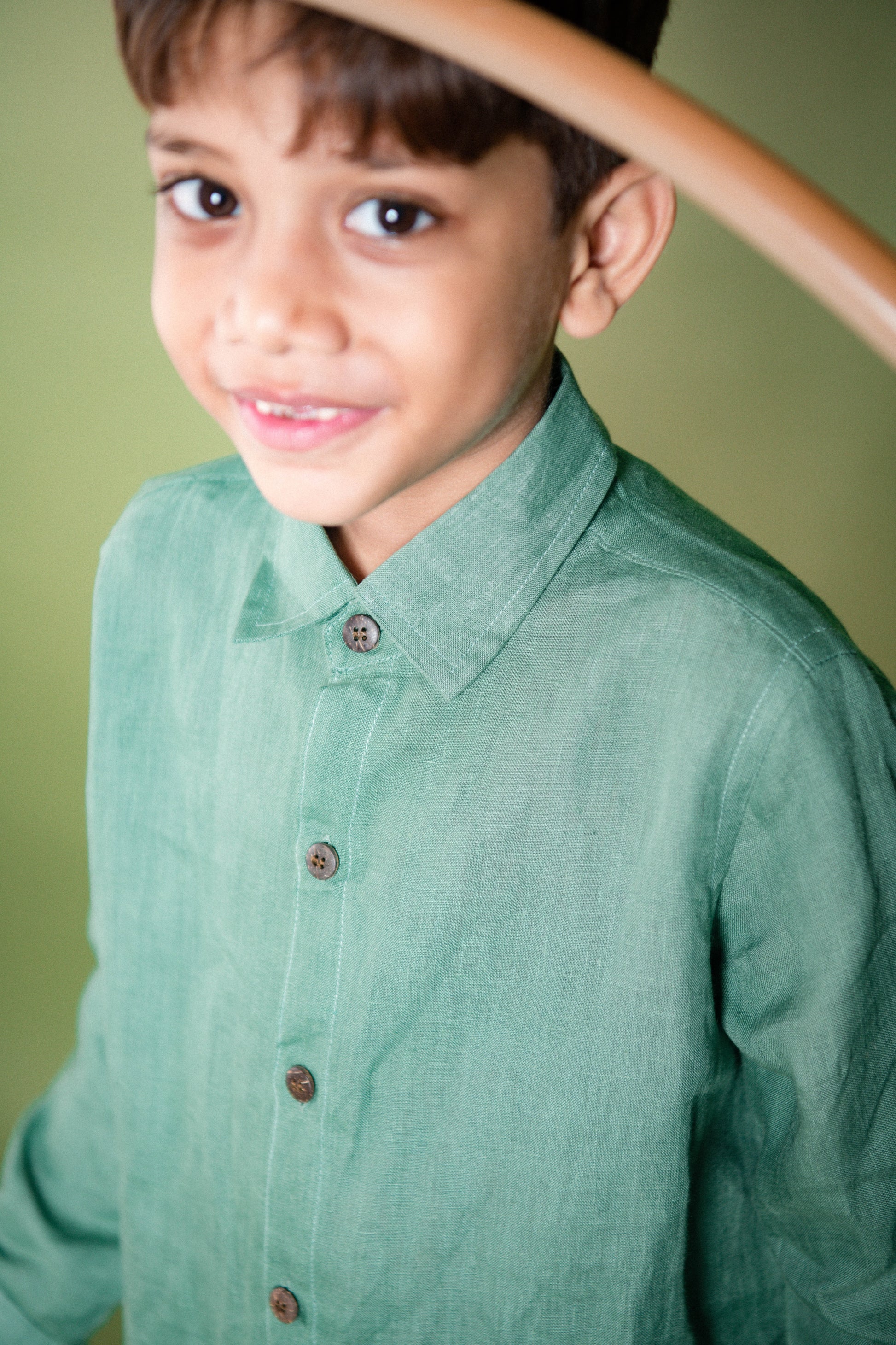 Do me a solid green Junior, Long sleeve shirt, Material: Linen