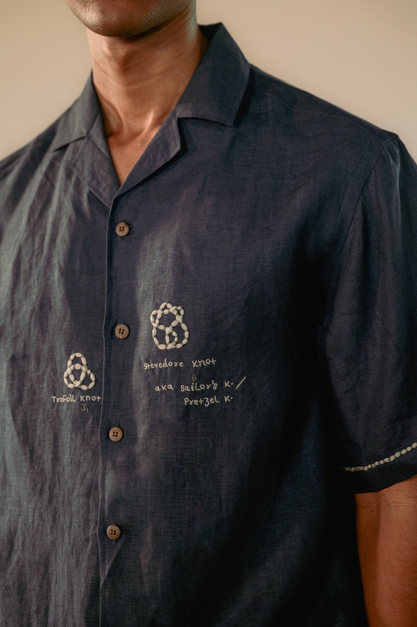 The Knot Theory shirt in blue linen