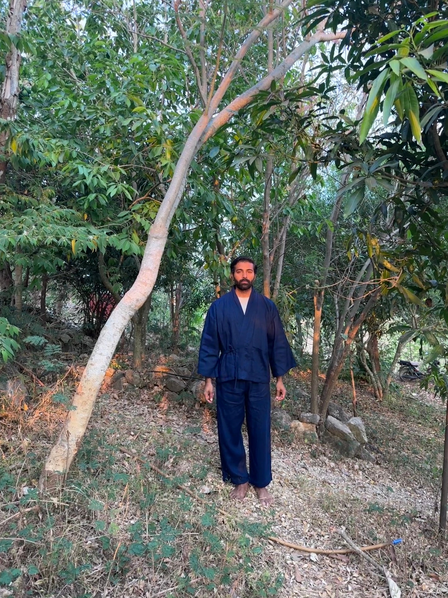 Japanese Samue inspired linen overshirt | Indigo