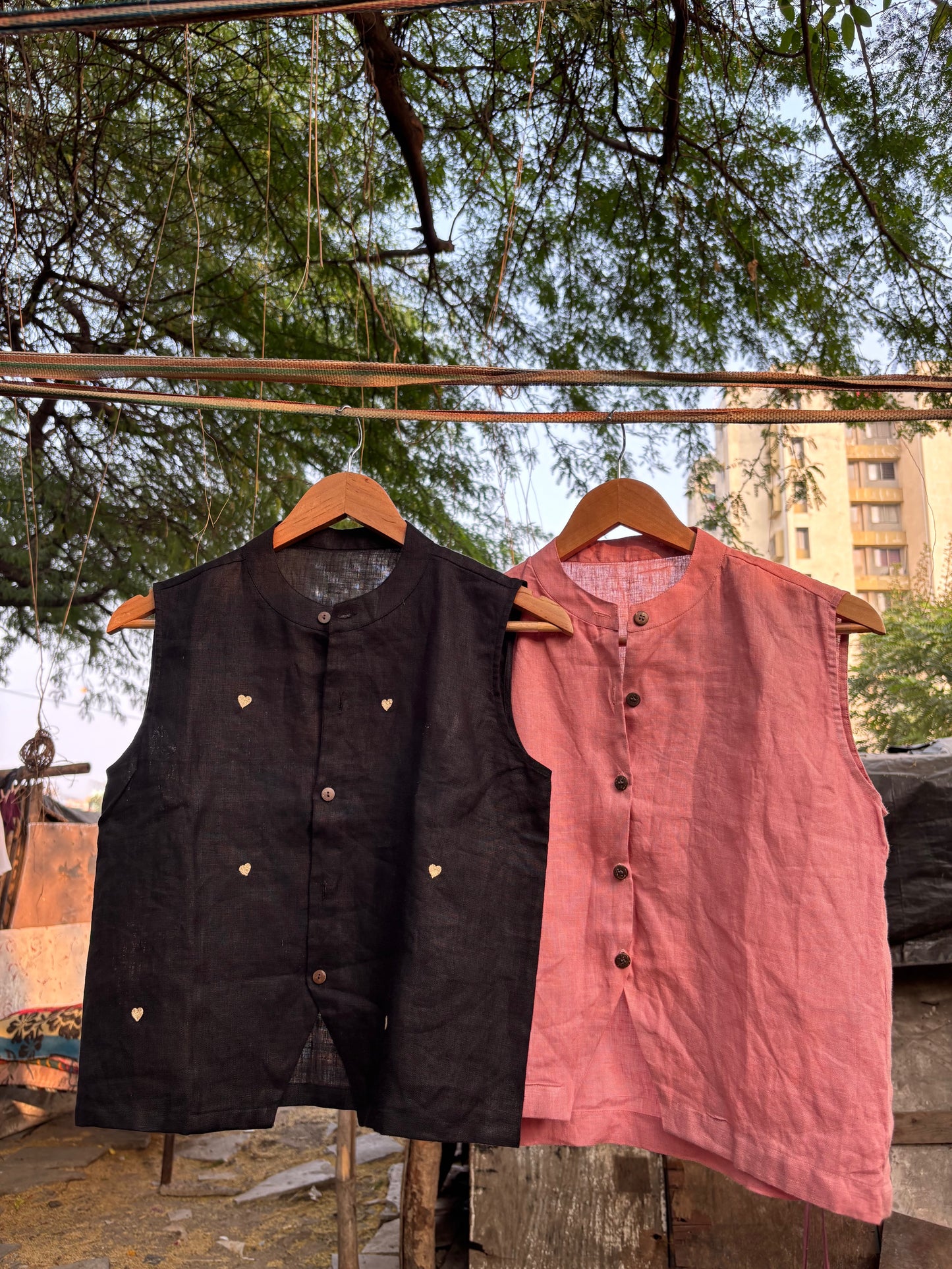 Say No to Sleeves - Red linen top