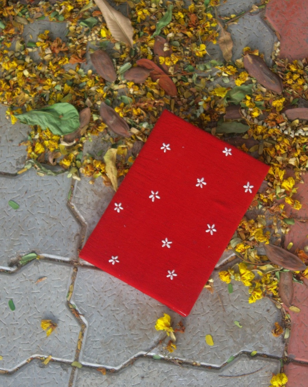 Little flowers on red, Fabric scraps, Diary