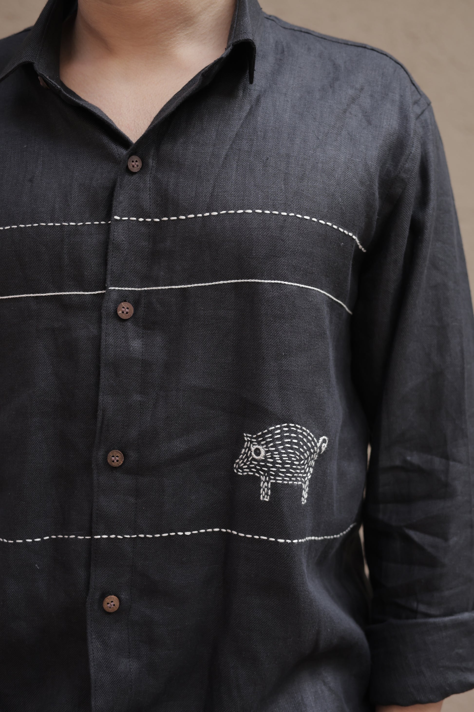 The Piggy Shirt, Long sleeve shirt, Material: Linen, Front details